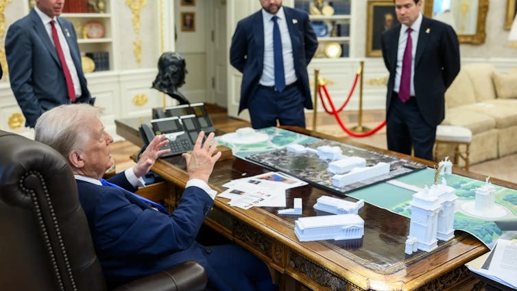 Los planes arquitectónicos de Donald Trump demuestran que la antigua Roma sigue estando de moda Los planes arquitectónicos de Donald Trump demuestran que la antigua Roma sigue estando de moda