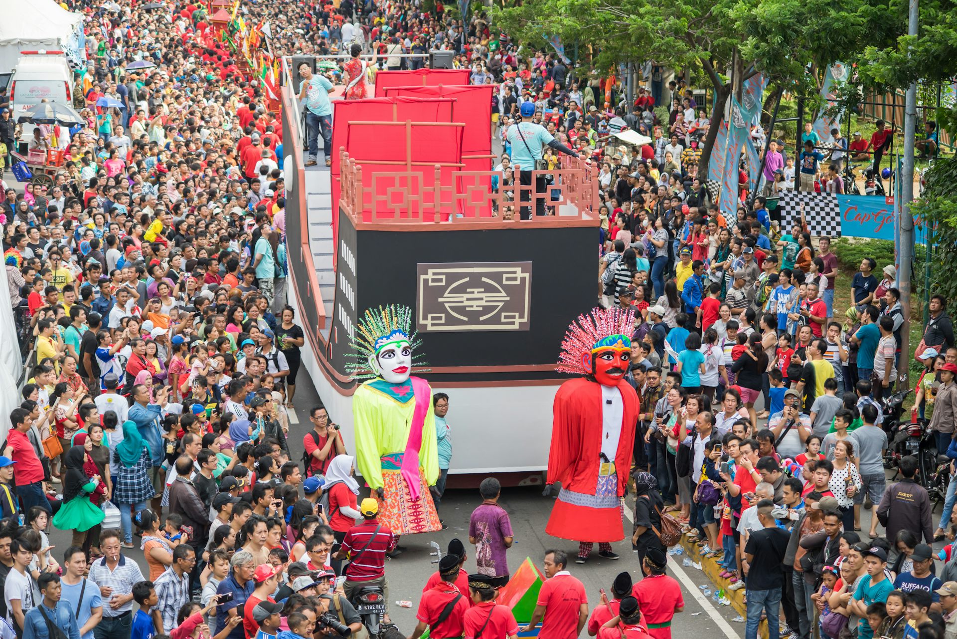 Perayaan Imlek Cap Go Meh China Betawi di Jakarta