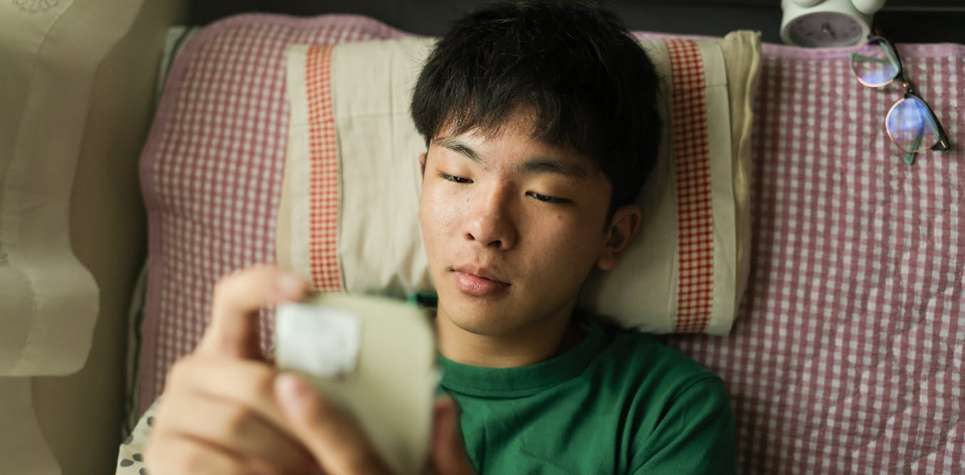 How do I know if my kid is worrying about food and their body too much? And what should I say? How do I know if my kid is worrying about food and their body too much? And what should I say?