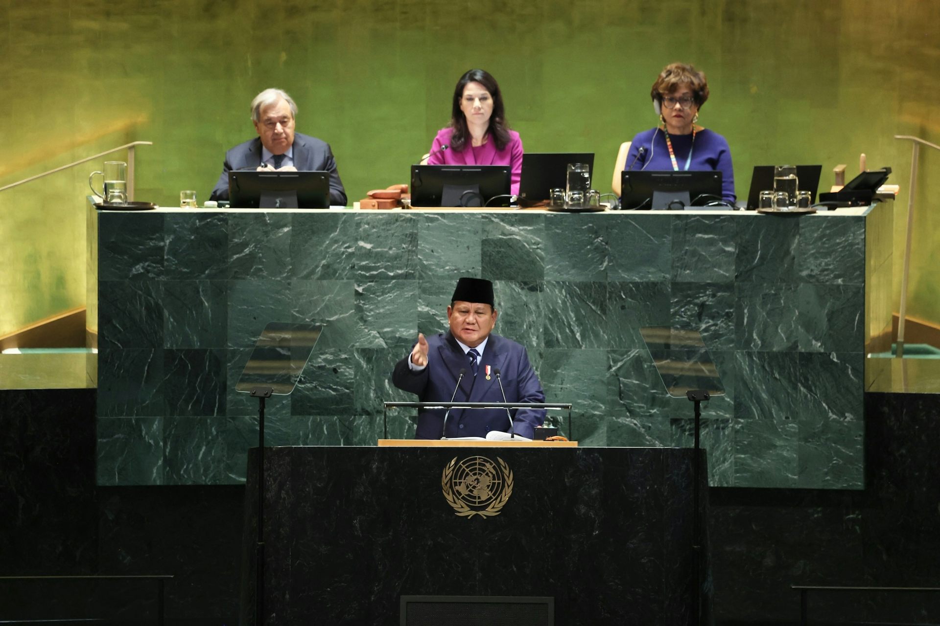 Dalam berbagai pidatonya, Prabowo kerap menegaskan komitmen Indonesia dalam mendukung 'two-state solution' bagi Palestina-Israel.