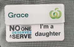 an under badge with the words 'I'm a daughter'.