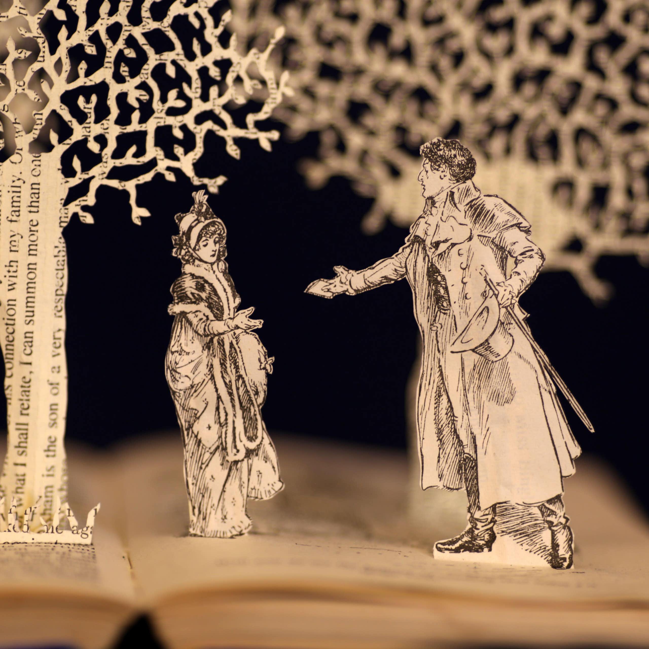 Sculpture showing Lizzie and Mr Darcy