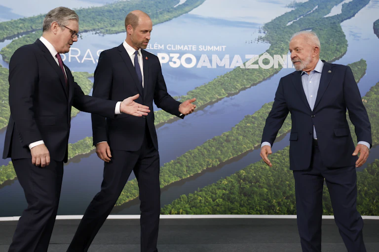 UK Prime minister Keir Starmer and Prince William, Prince of Wales, step forward to shake hands with Brazilian President Luiz Inacio Lula da Silva.