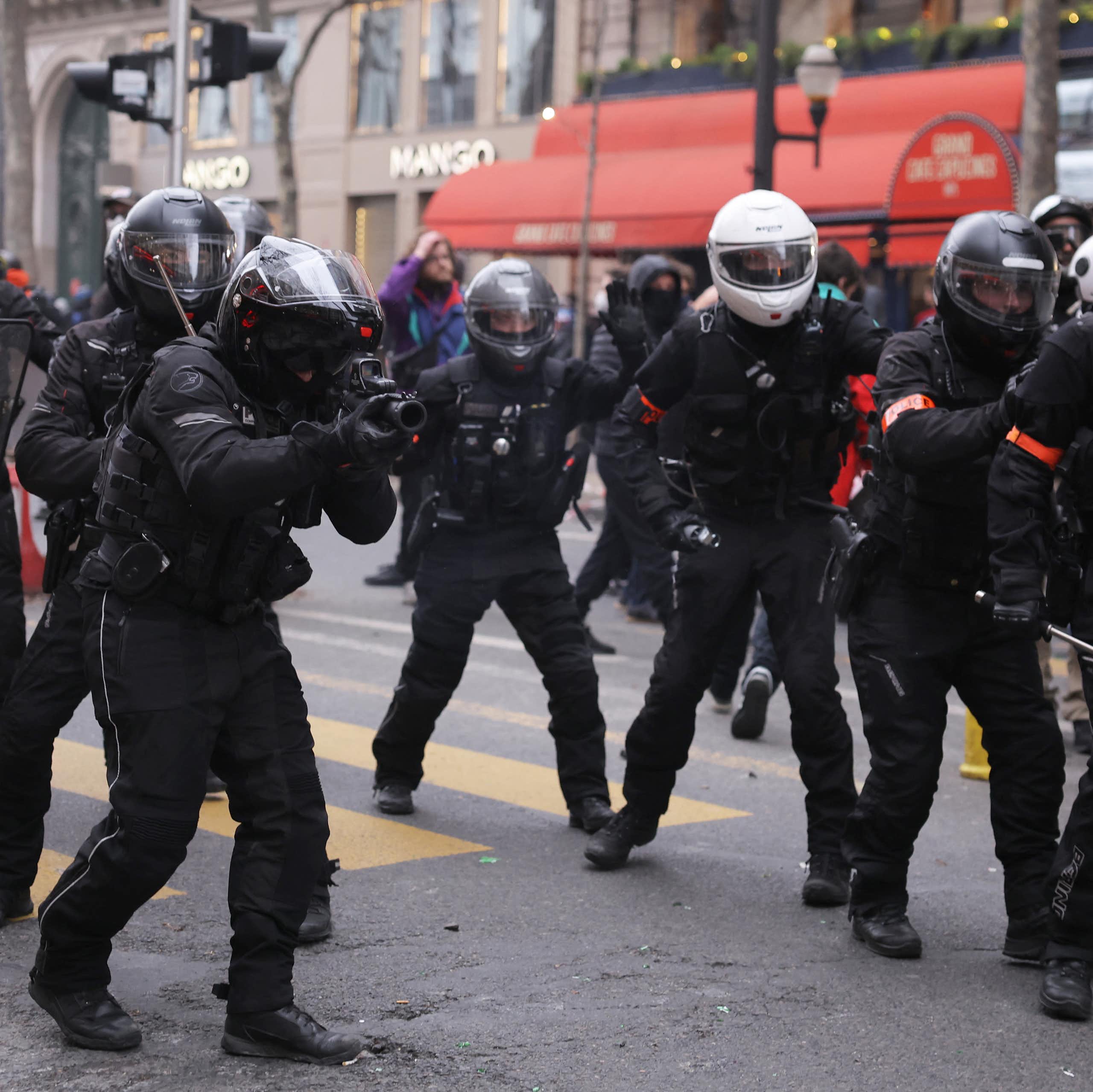 Grenades lacrymogènes, LBD, Flash-Ball : une doctrine d’État au service de la violence légale ?