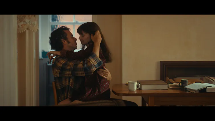 Michael Agnew (Tom Cullen) and Cushla Lavery (Lola Petticrew)