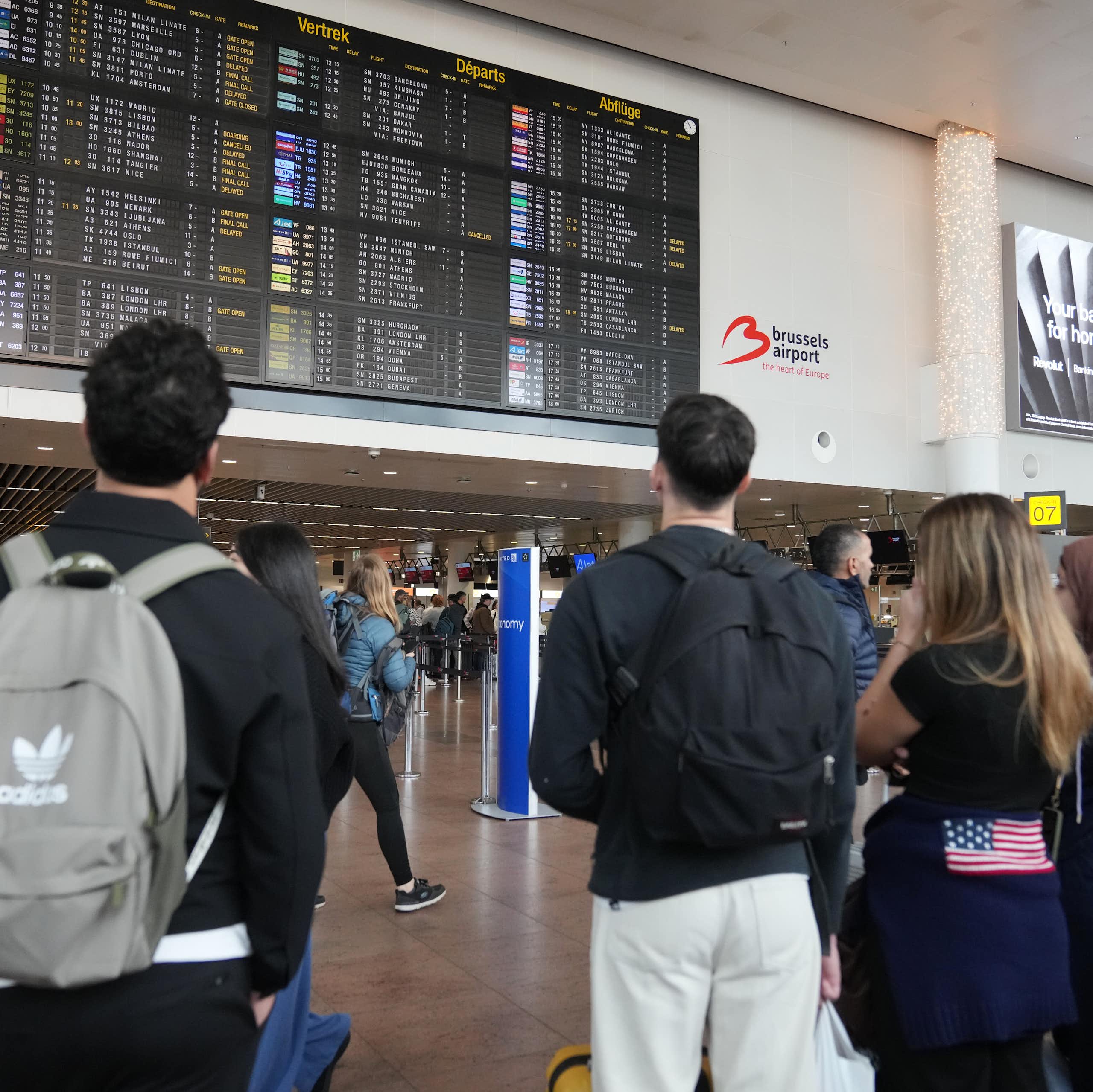 Cyberattaques, sabotage, ingérence, drones… Bienvenue à l'ère de la guerre hybride