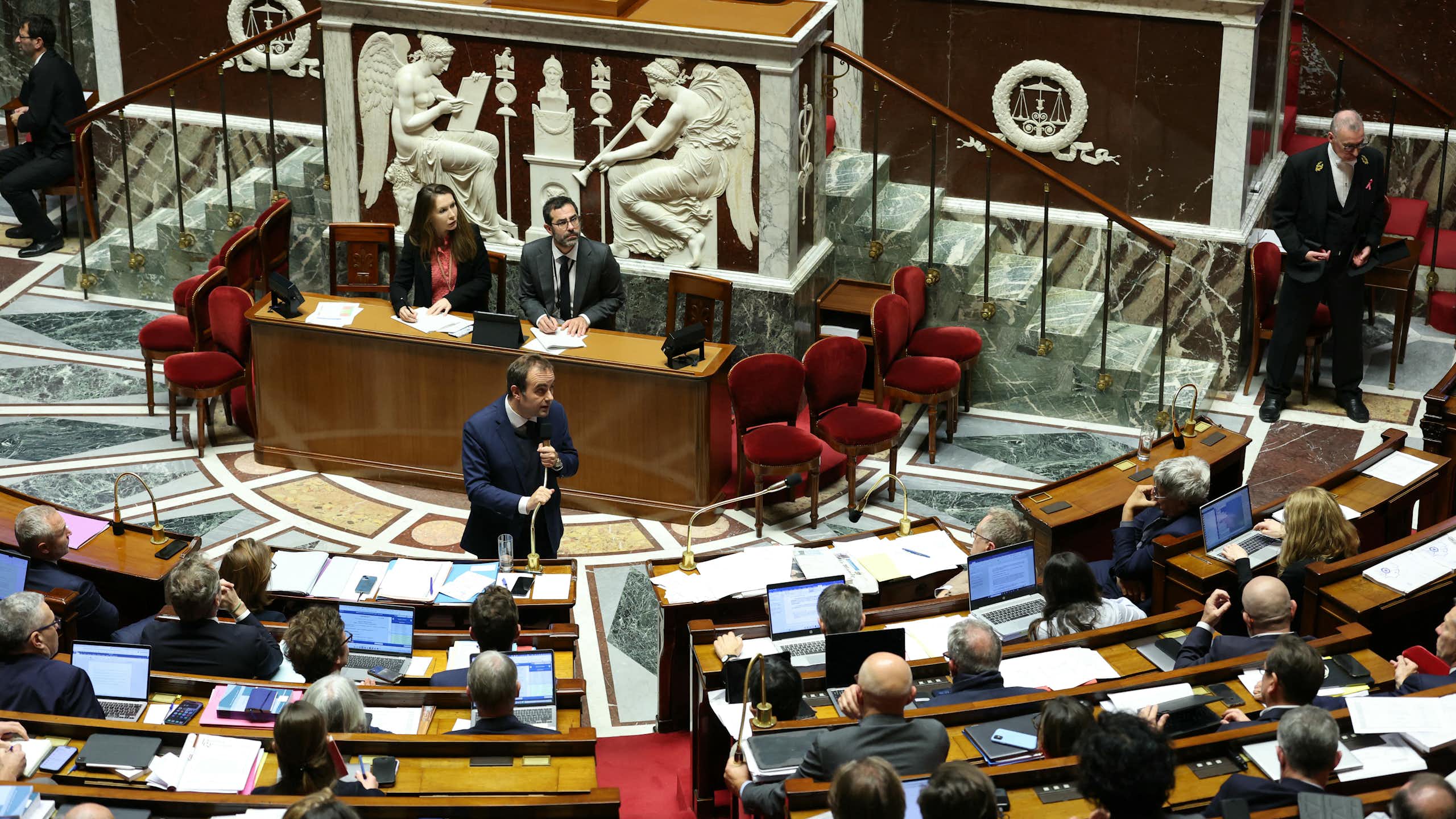 Loi de finances : le Parlement sous la menace d’un recours à l’ordonnance