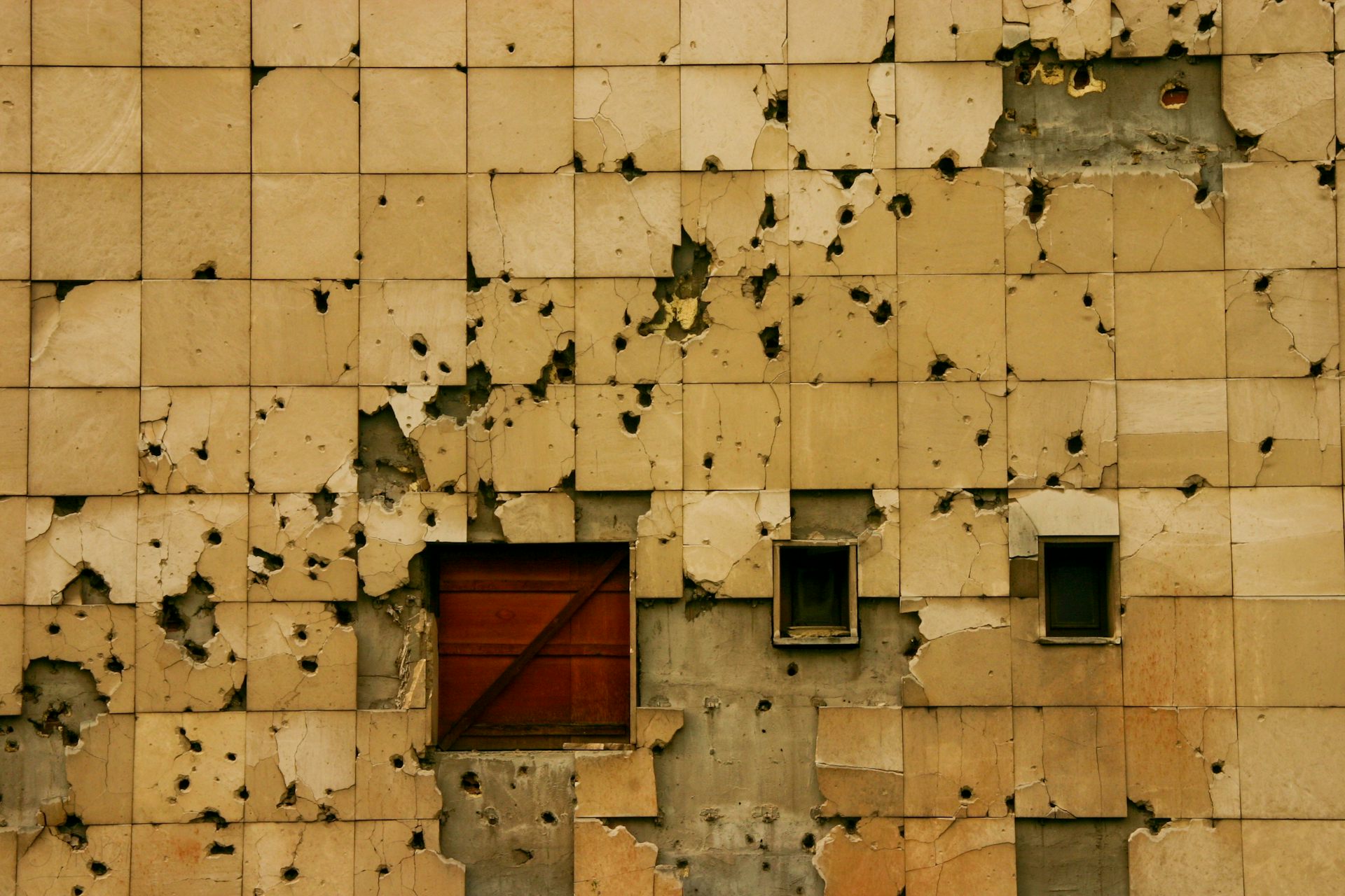 Anatomía psicológica de los cazadores de Sarajevo: el perfil inquietante de quien mata por placer