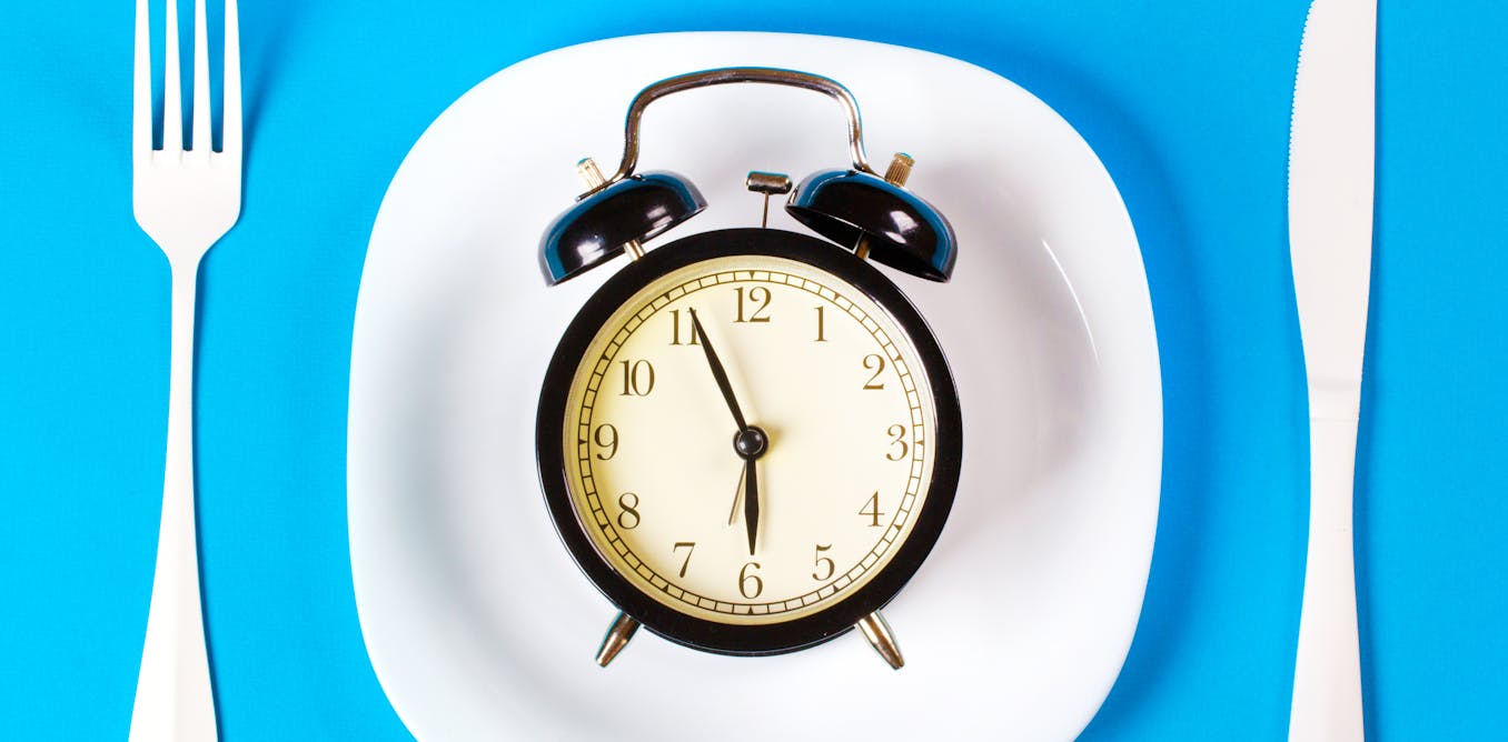 Should we eat dinner earlier in winter? Why timing might matter more than you think Should we eat dinner earlier in winter? Why timing might matter more than you think