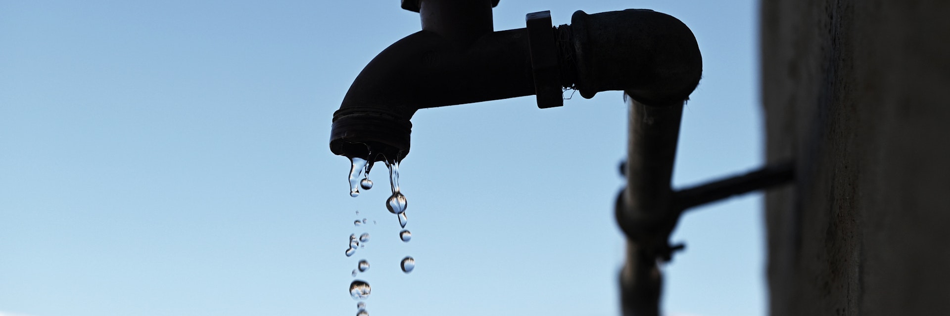 How to Make Sure Water Is Safe to Drink: Four Practical Tips How to Make Sure Water Is Safe to Drink: Four Practical Tips