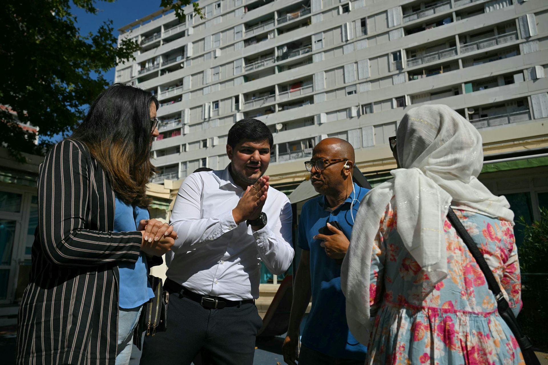 Assassinat de Mehdi Kessaci à Marseille : un tournant dans la guerre des narcos et de l’État ?