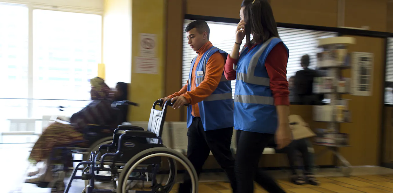 Apprentissage, service civique, stages… Les politiques d’insertion des jeunes, entre promesses d’embauche et faux espoirs Apprentissage, service civique, stages… Les politiques d’insertion des jeunes, entre promesses d’embauche et faux espoirs