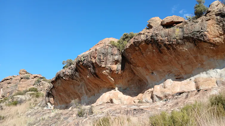 Rock overhang