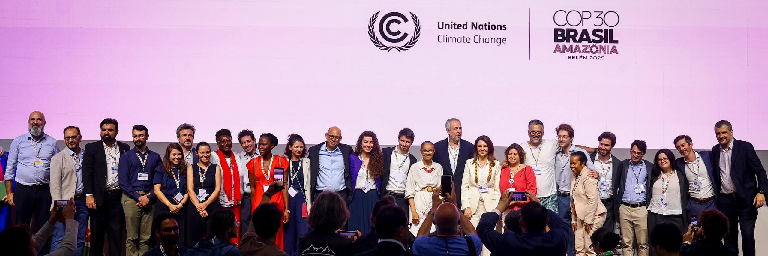 ‘O império à porta da floresta’: a visão de um ecologista veterano sobre os resultados da COP 30