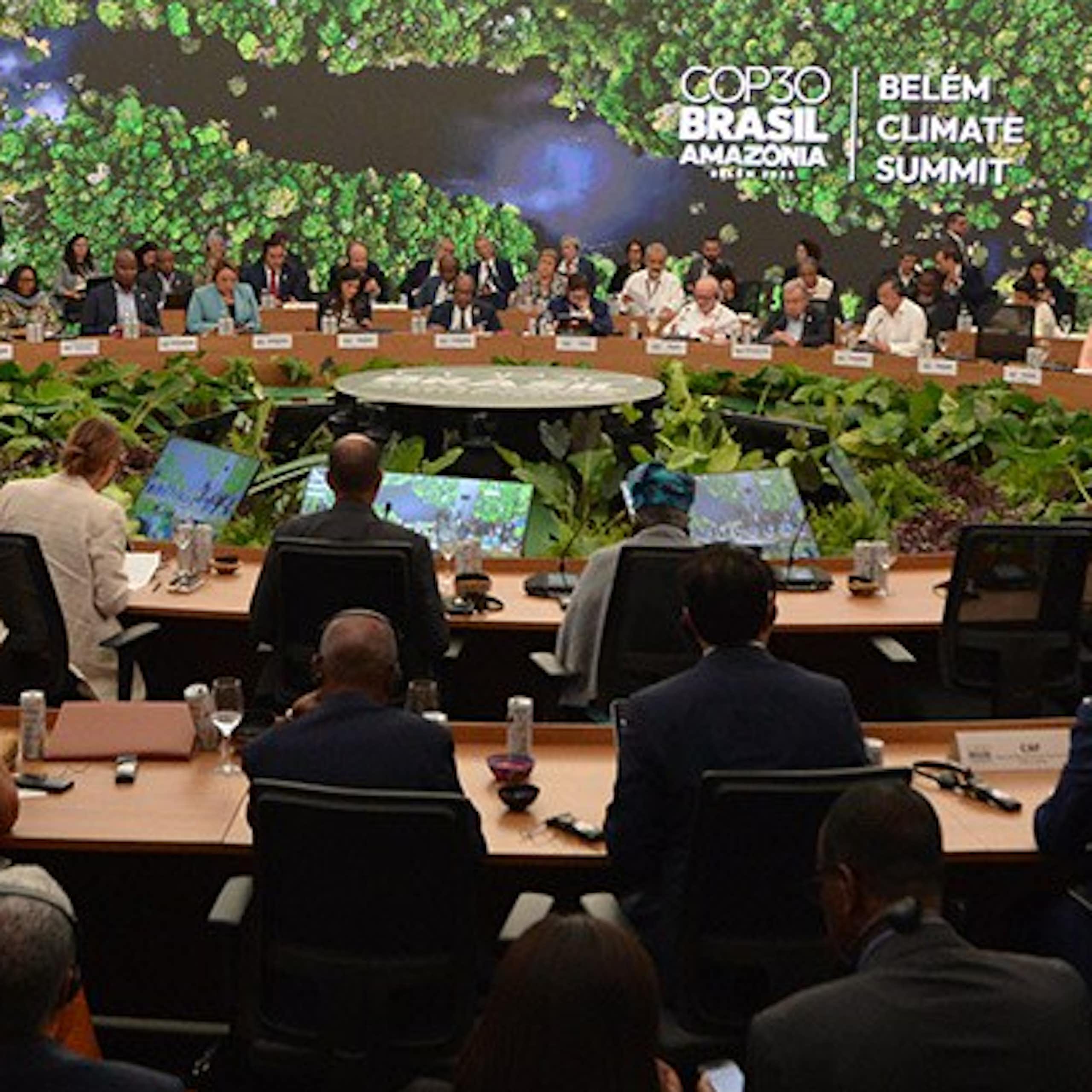 COP 30 derivou entre ser palco de vitrine climática, captura financeira e resistência dos povos