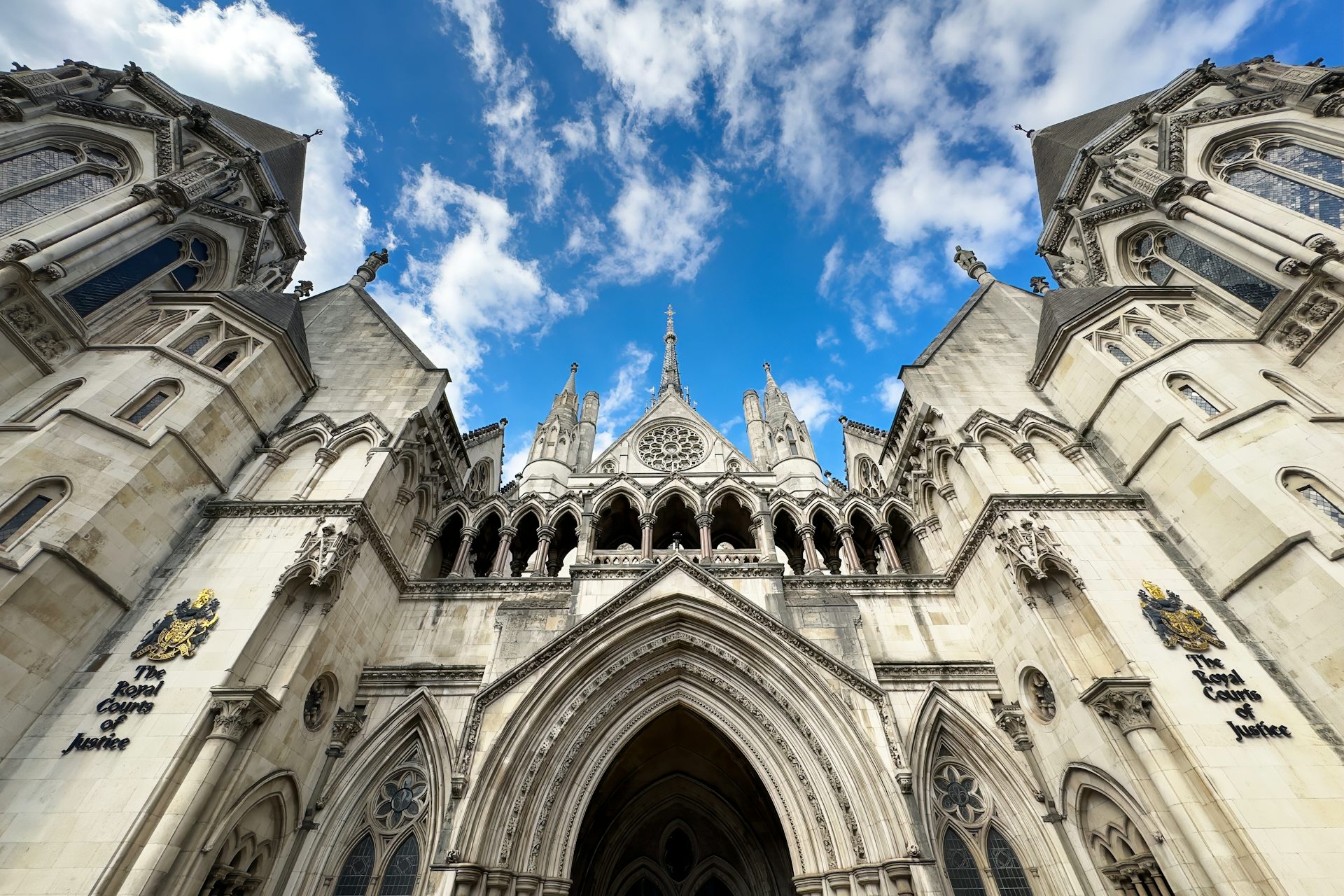 Front facade of the Royal Courts of Justice