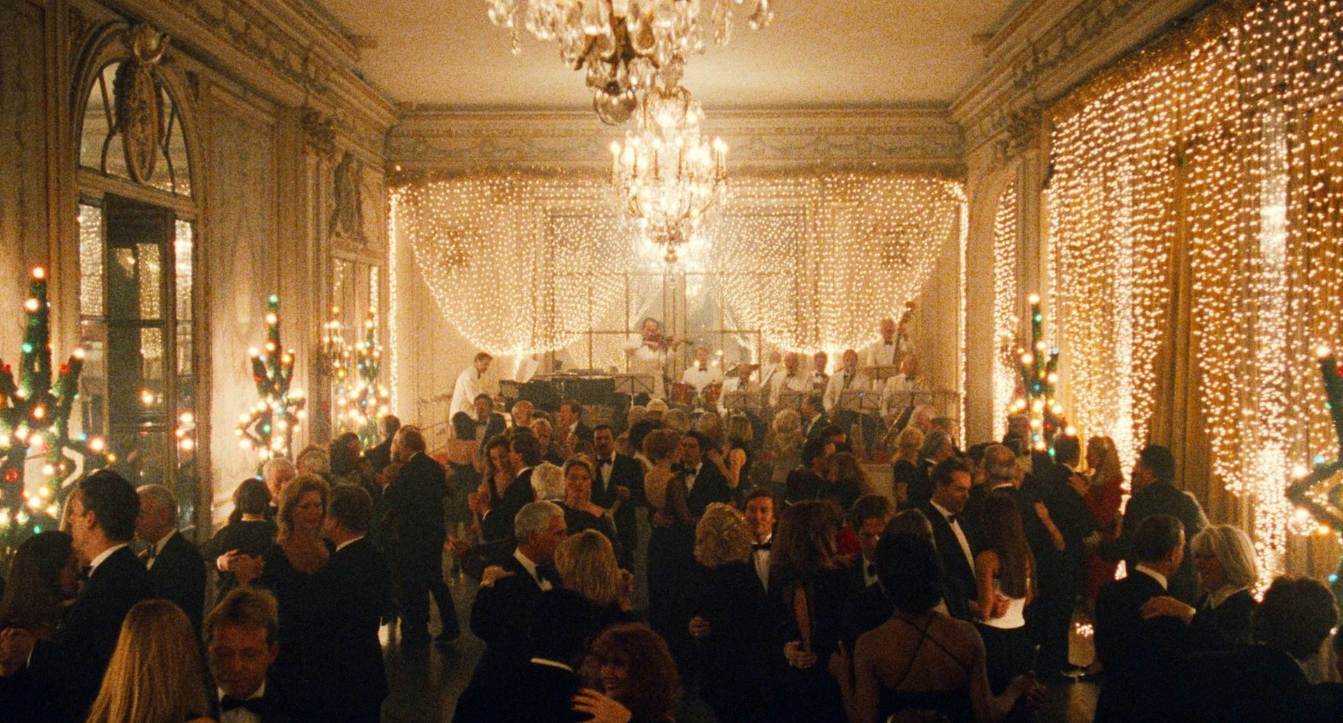 Eyes Wide Shut is the ultimate Christmas film