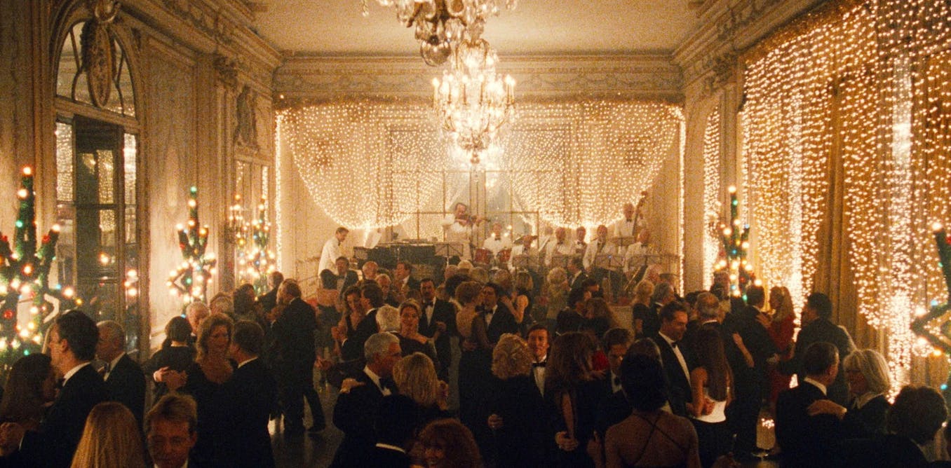 Eyes Wide Shut is the ultimate Christmas film Eyes Wide Shut is the ultimate Christmas film