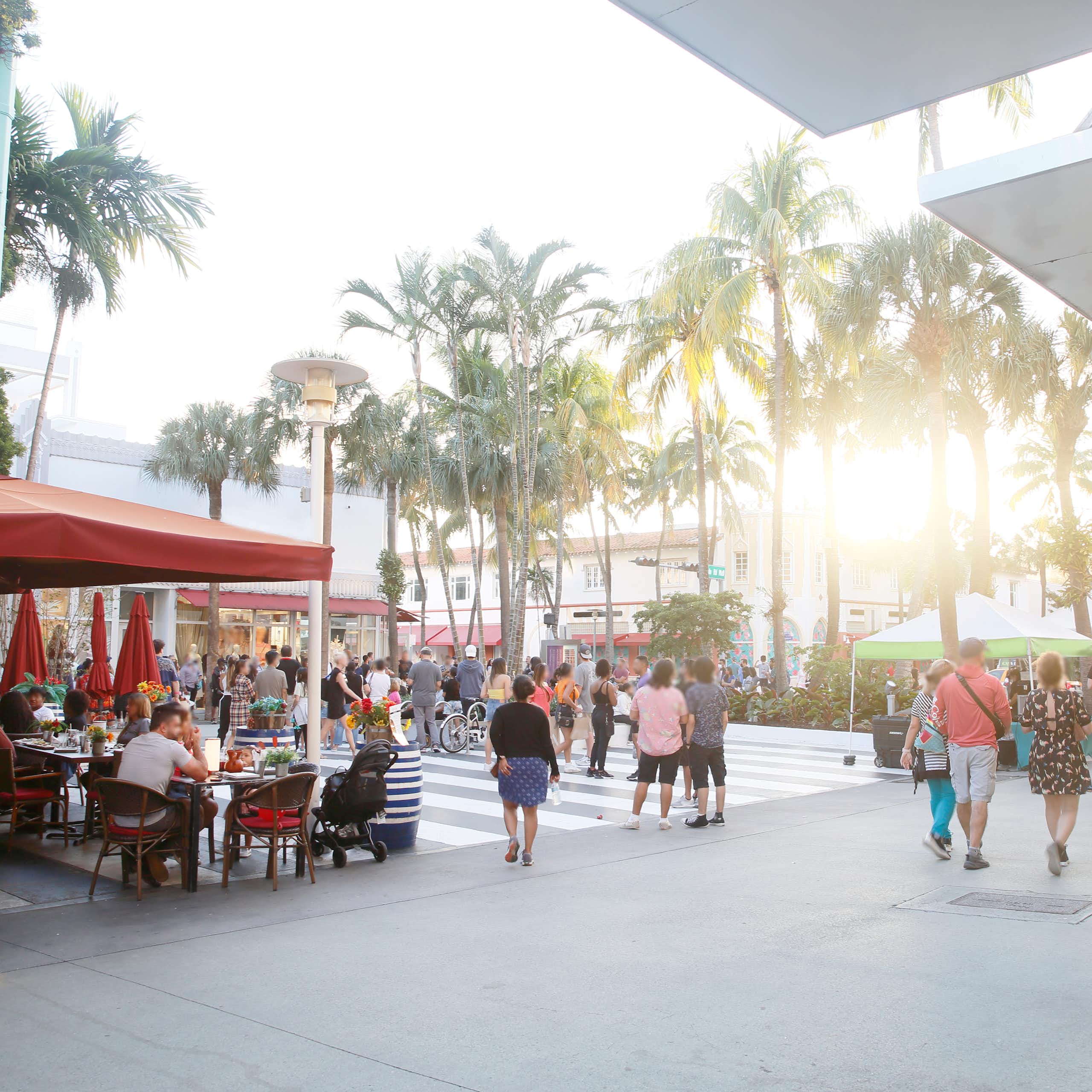 busy shopping center in Miami
