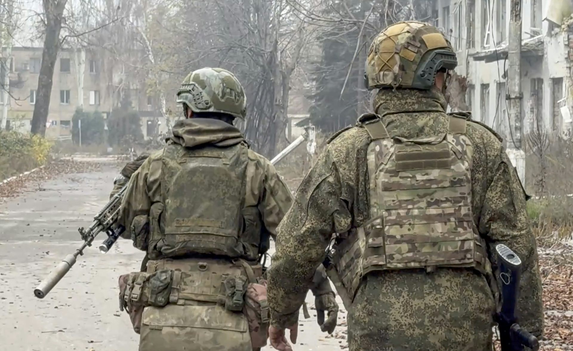 Russian servicemen on the streets of Pokrovsk.