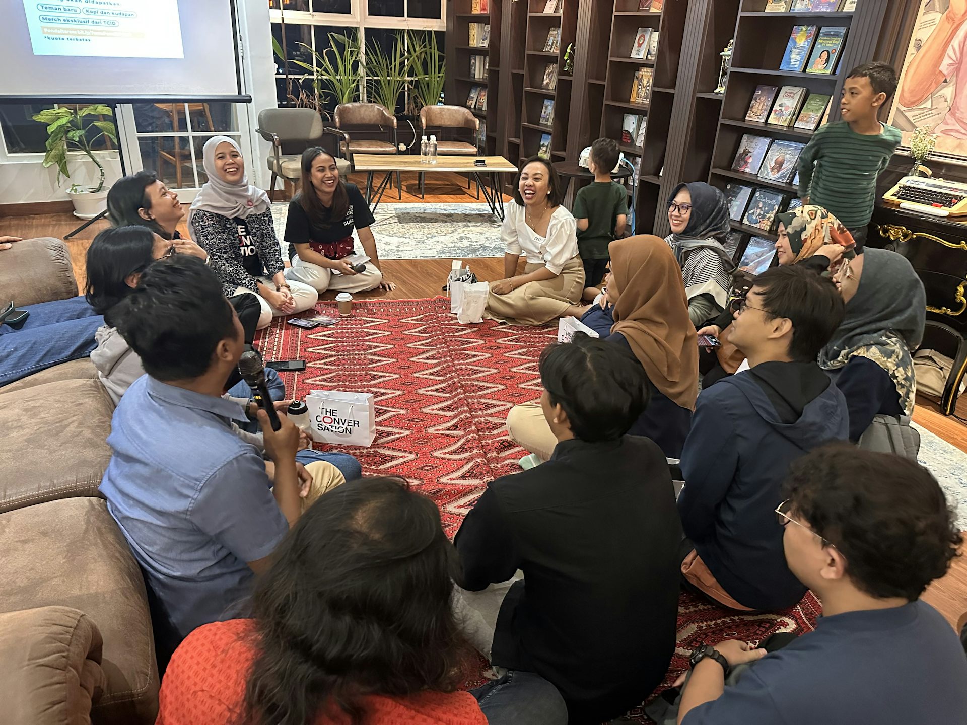 Kesadaran merawat pengetahuan bersama: Momen berharga di Temu Penulis Yogyakarta