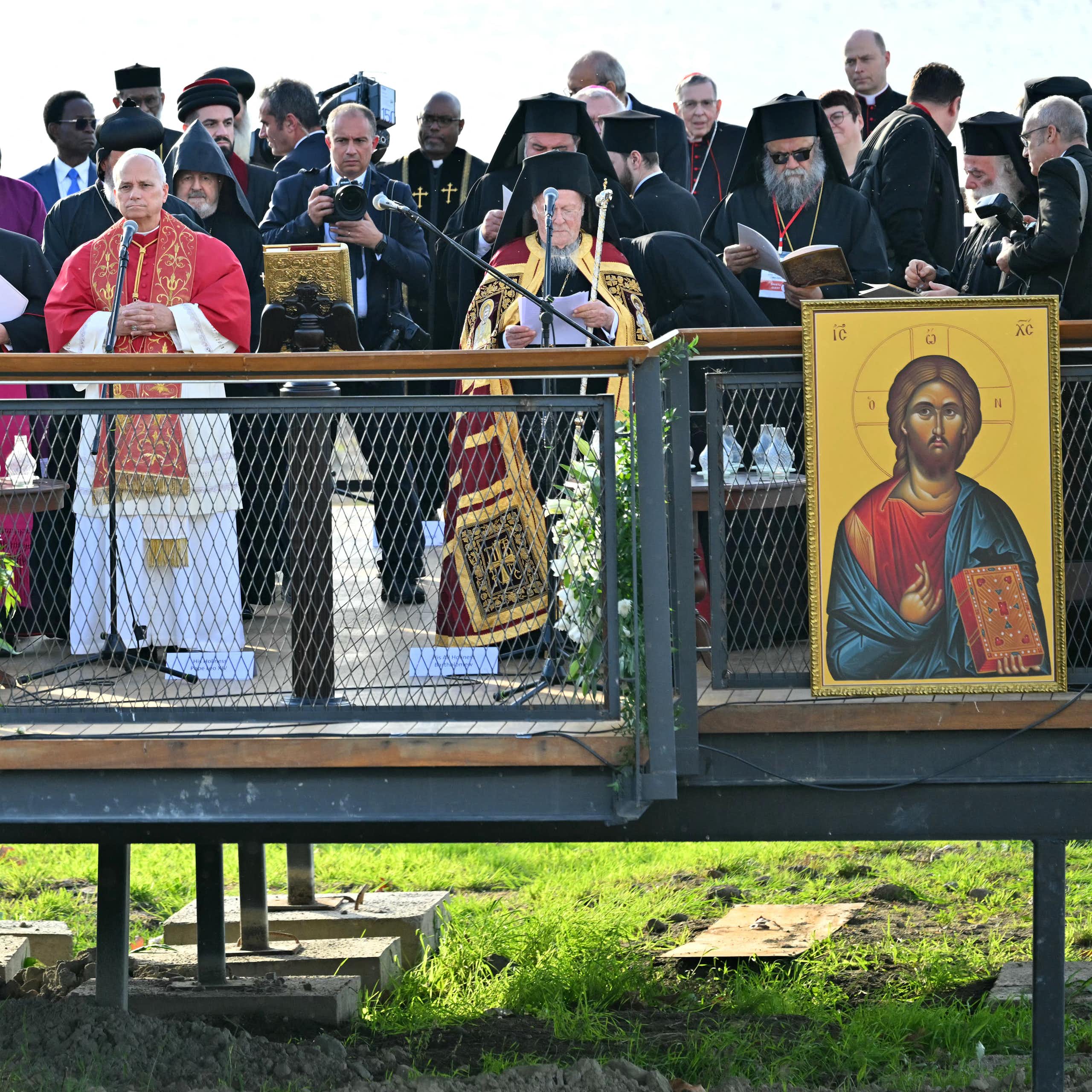 Mille sept cents ans après le concile de Nicée, la visite historique du pape Léon XIV