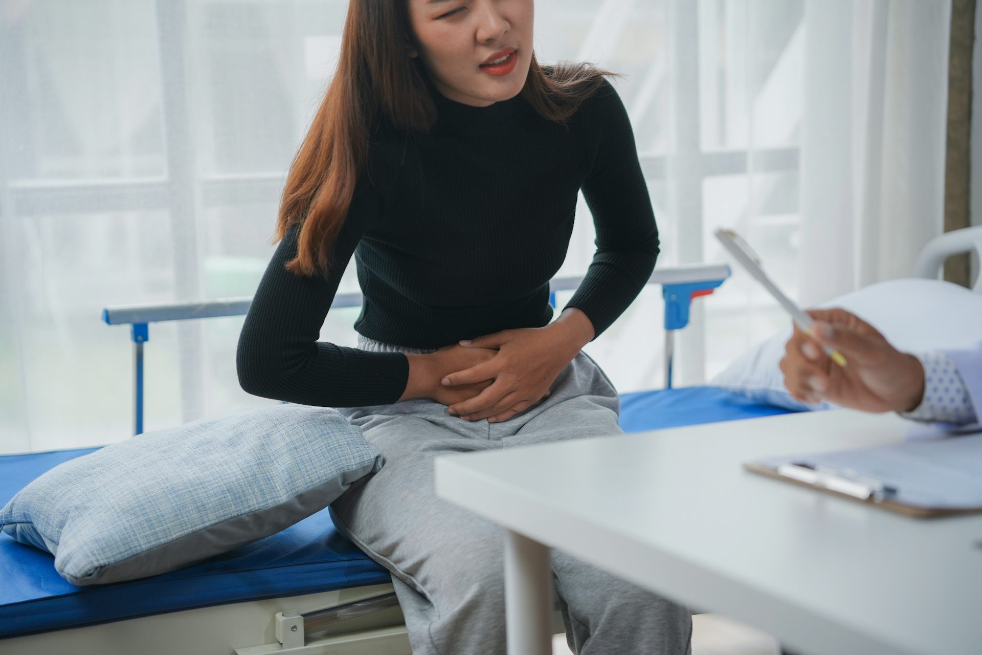 Nyeri hebat akibat endometriosis kerap disepelekan sehingga memperlambat diagnosis.