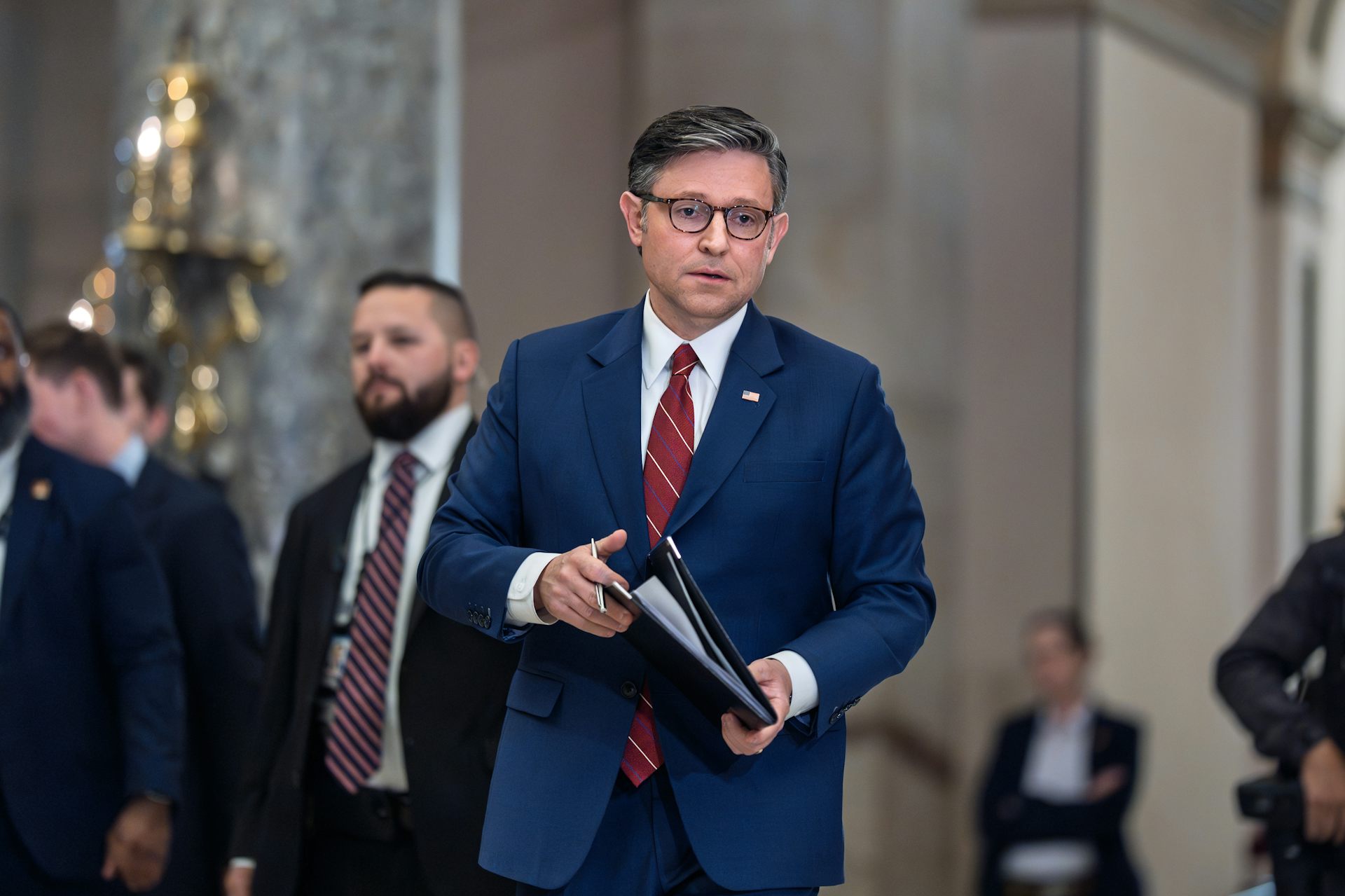 Who thinks Republicans will suffer in the 2026 midterms? Republican members of Congress