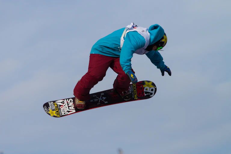 Snowboarder