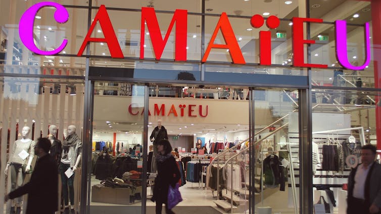 Devanture d’un magasin Camaïeu