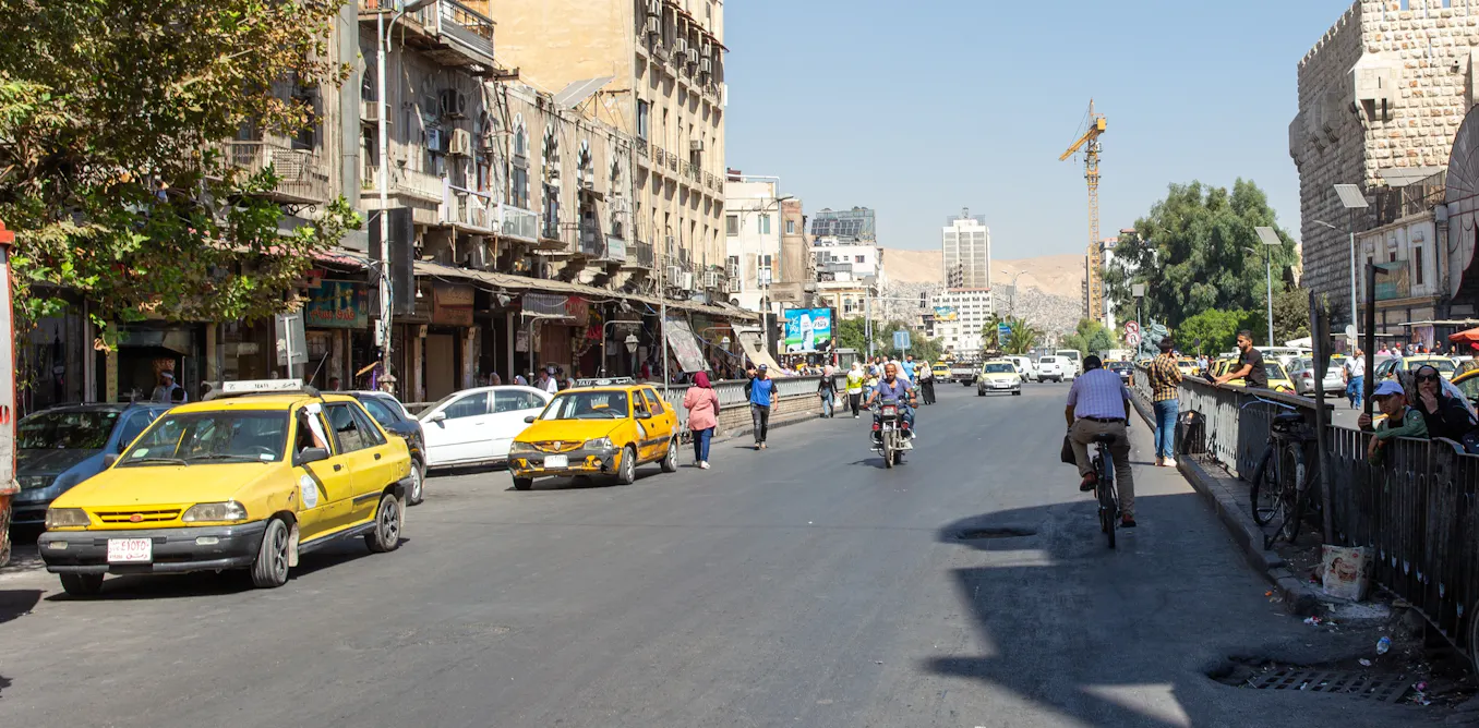 سوريا: كيف نجت الشركات الصغيرة من الحرب ببناء اقتصاد موازٍ