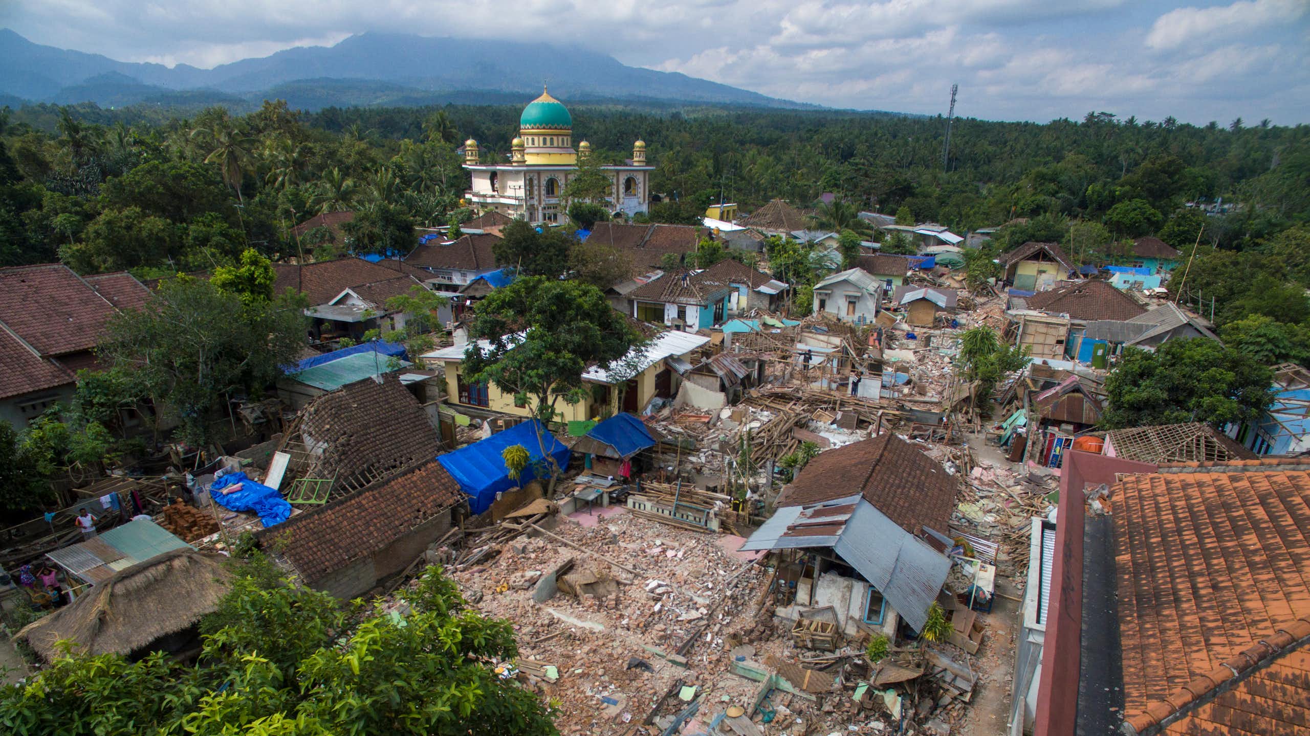 dampak bencana alam indonesia