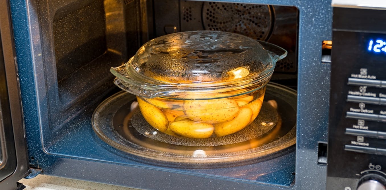 Surprising number of foods contain microplastics. Here’s how to reduce the amount you consume Surprising number of foods contain microplastics. Here’s how to reduce the amount you consume