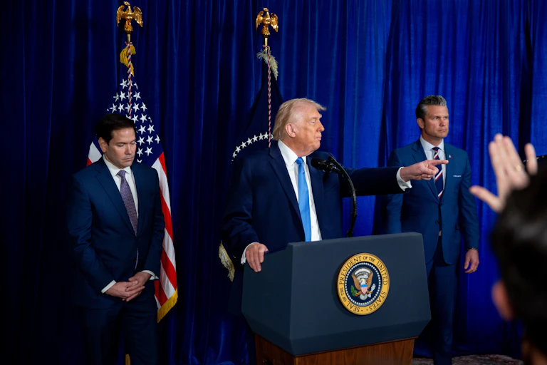 Marco Rubio, Donald Trump,and US Secretary of Defense Pete Hegseth at a news conference at the Mar-a-Lago Club, Florida.