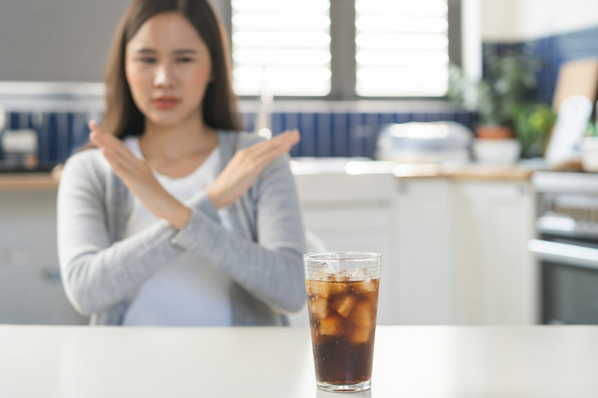 Konsumsi gula berlebih bisa memicu diabetes, hipertensi, hingga penyakit jantung.