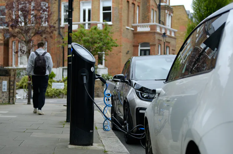 electric cars charging