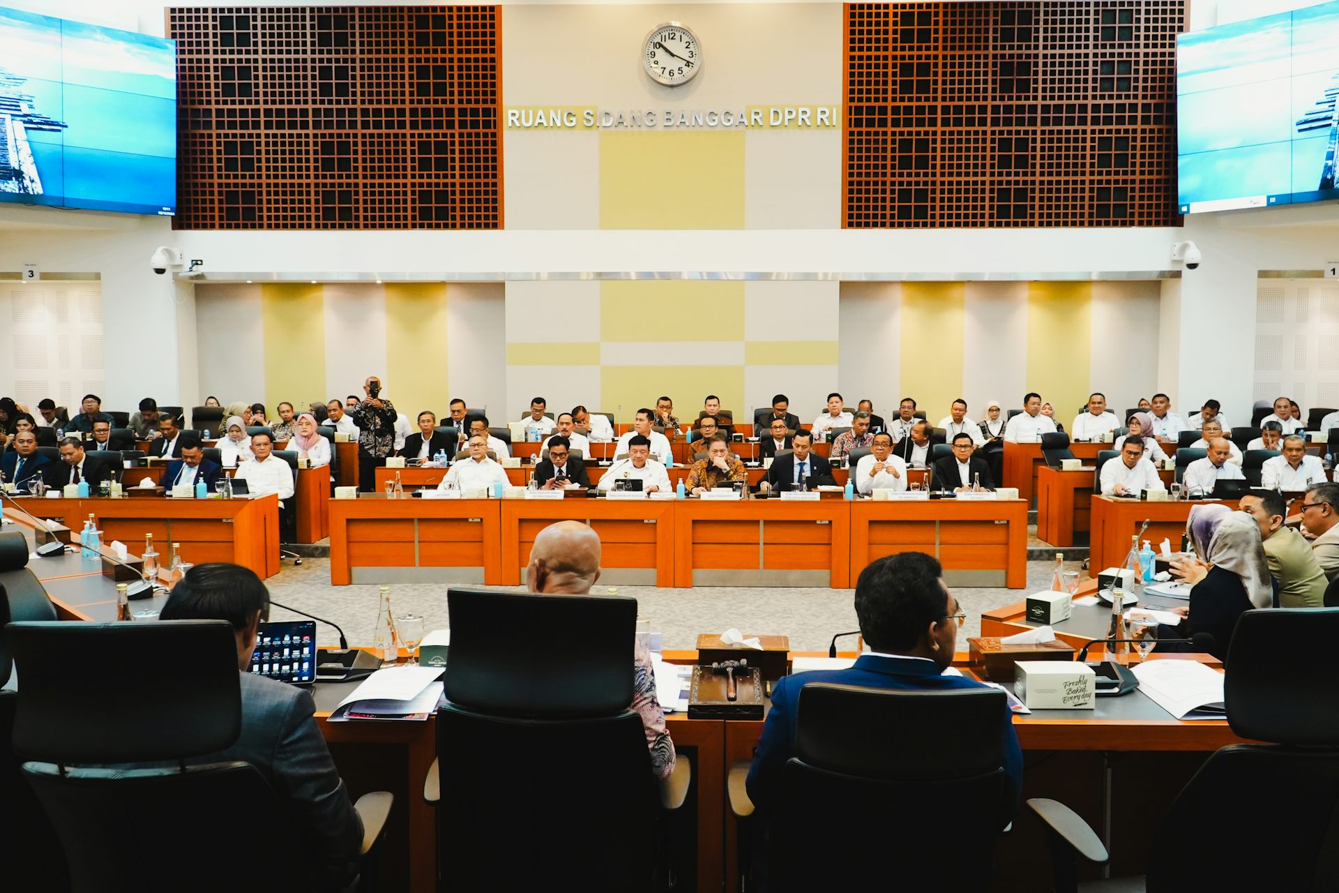 Bisakah anggota DPR digantikan AI?