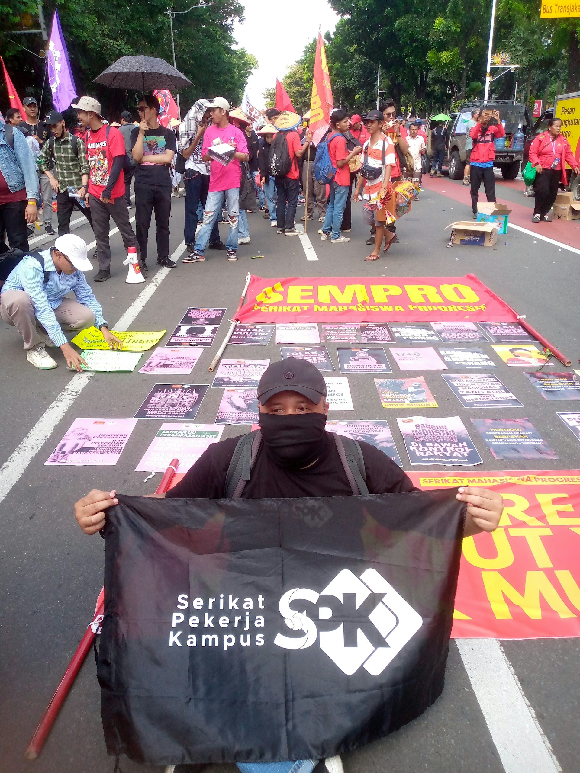 Riset terbaru SPK menunjukkan bahwa dosen di Indonesia alami kekerasan fisik dan mental.