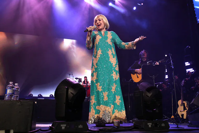 Googoosh The Voice Of Iran Has Gone Quiet And That s Her Point Googoosh The Voice Of Iran Has Gone Quiet And That s Her Point