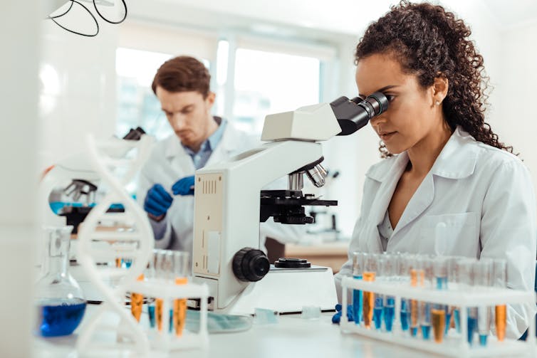 Two scientists in lab