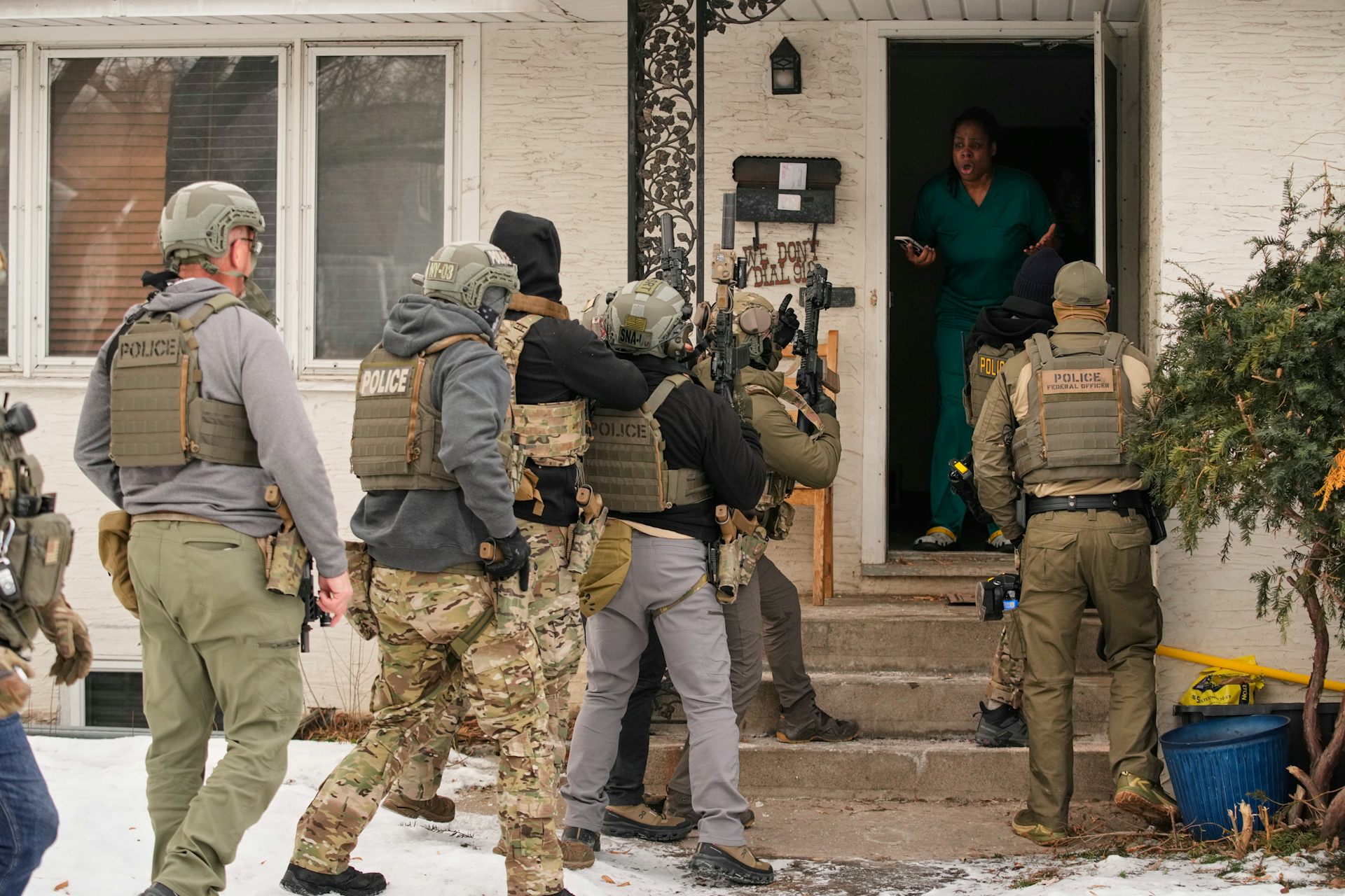 ‘We want you arrested because we said so’ – how ICE’s policy on raiding whatever homes it wants violates a basic constitutional right, according to a former federal judge