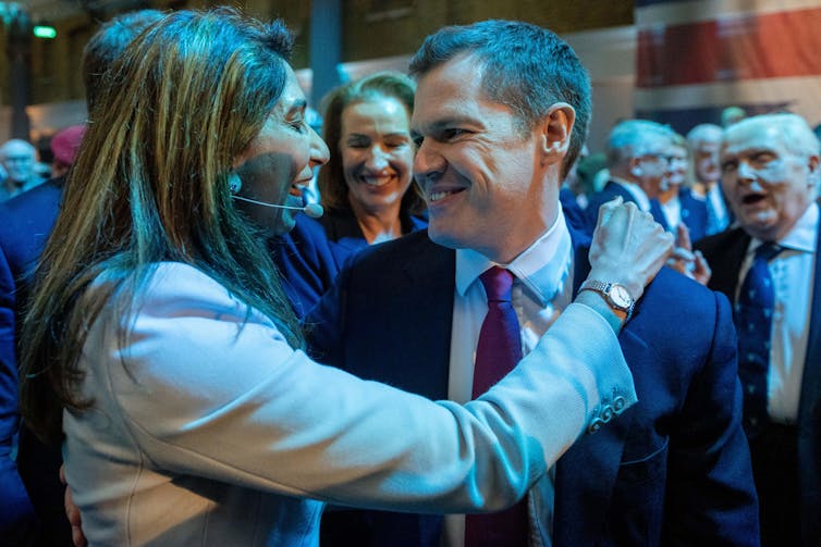 Suella Braverman e Robert Jenrick.