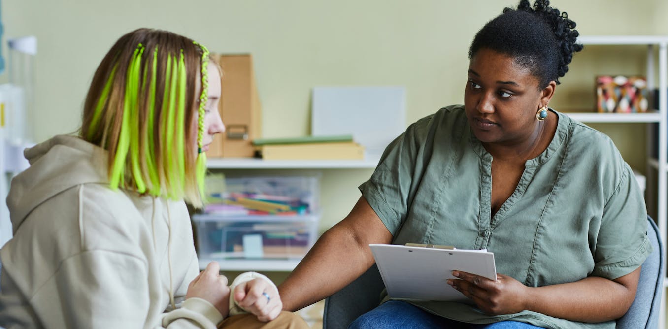 Canada Pilots Community Health Workers To Improve Access