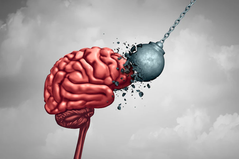 Un cerebro resiste el golpe de una bola de demolición