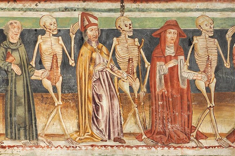 Men and skeletons marching in an ancient fresco
