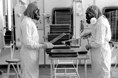 Bioengineered Weapons Biological weapons – News, Research and Analysis – The Conversation ...
