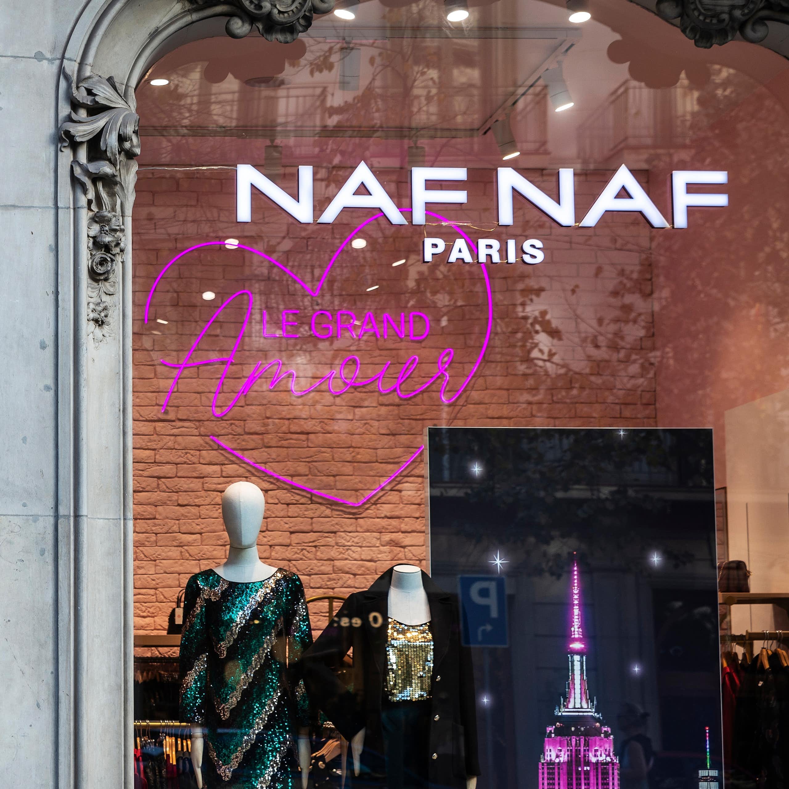 Devanture d'un magasin Naf Naf