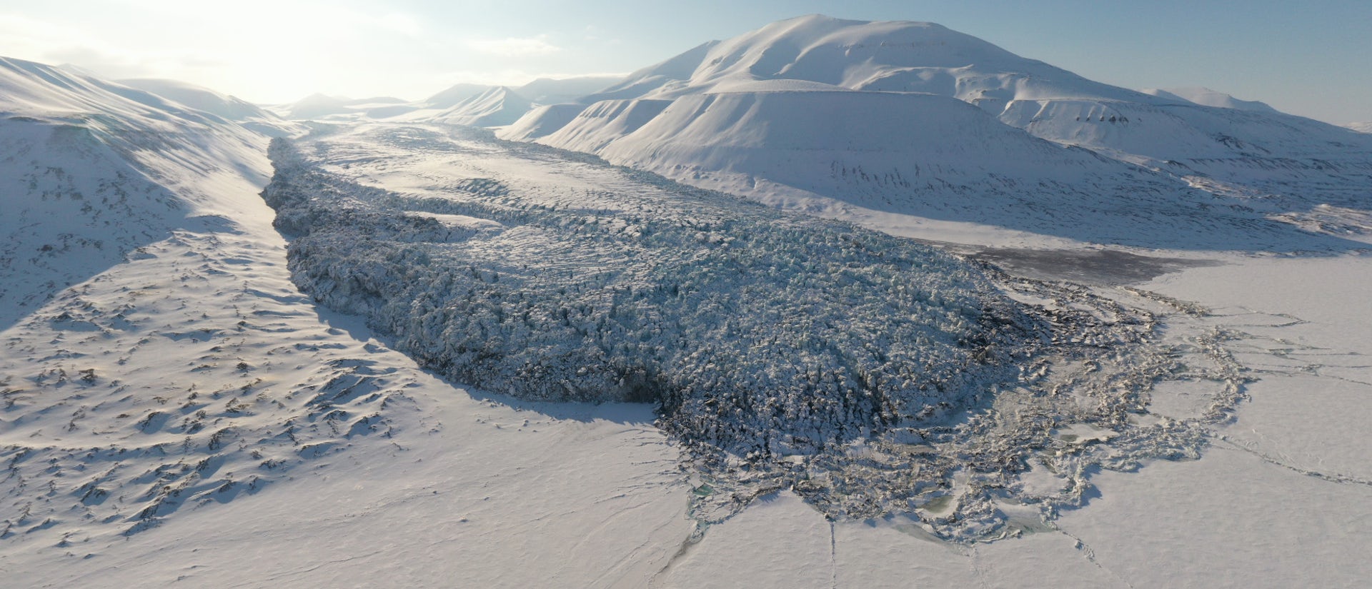 Some glaciers can suddenly surge forward – with dangerous consequences