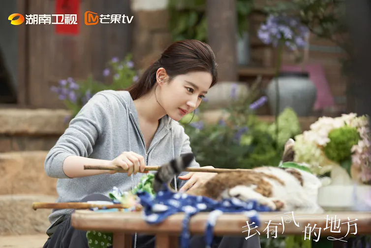 Fantasi CEO kaya raya dalam drama Cina digemari penonton Indonesia yang tengah menghadapi ketidakpastian ekonomi.