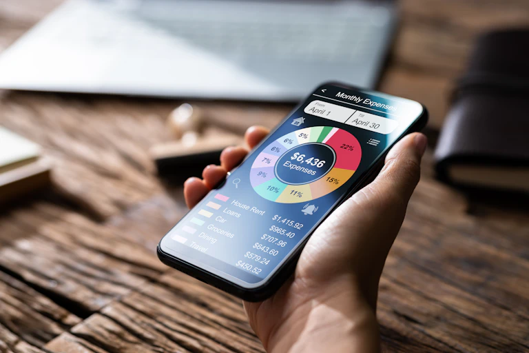 mobile phone screen showing a budgeting app